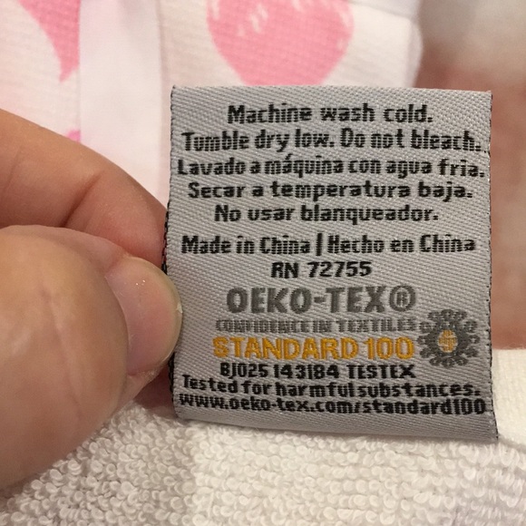 Be My Valentine Ombre Hearts Kitchen Towel Set of Two NWT 16x26” Cotton Oekotex - Picture 10 of 16